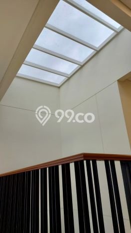 Rumah Luxury Modern Tanpa Renovasi di Gading Serpong Tangerang Rumah Luxury Modern Tanpa Renovasi di Gading Serpong Tangerang