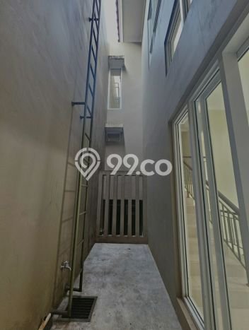 Rumah Modern 3 KT di Gading Serpong Tangerang Unfurnished Rumah Modern 3 KT di Gading Serpong Tangerang Unfurnished