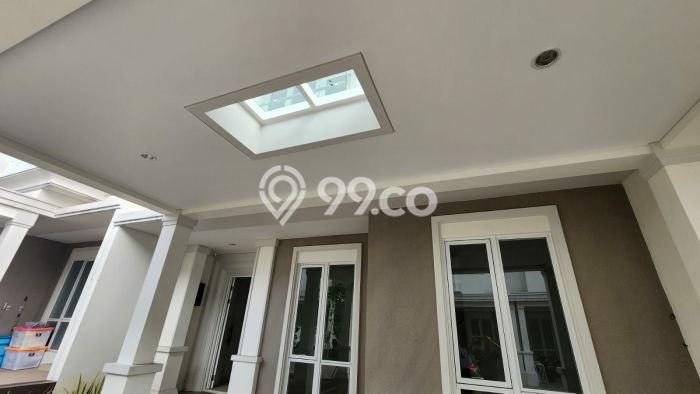 Jual Rumah Mewah Megah Dengan View Eksklusif di Gading Serpong, Tangerang Jual Rumah Mewah Megah Dengan View Eksklusif di Gading Serpong, Tangerang