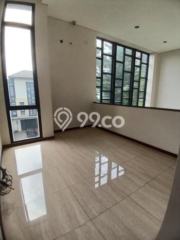 Rumah sewa siap huni 4 Kamar Tidur di BSD City, Tangerang Rumah sewa siap huni 4 Kamar Tidur di BSD City, Tangerang