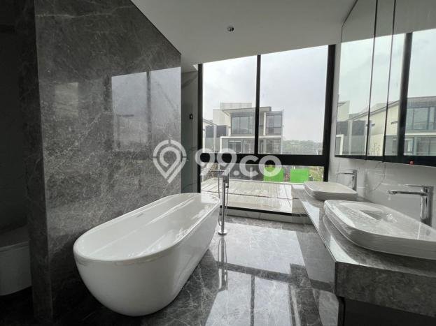 Hunian Ideal dengan LT 465m2 & LB 495m2 Disewakan di BSD City Hunian Ideal dengan LT 465m2 & LB 495m2 Disewakan di BSD City