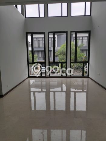 Rumah Elit Modern Tanpa Renovasi di BSD City Tangerang Rumah Elit Modern Tanpa Renovasi di BSD City Tangerang