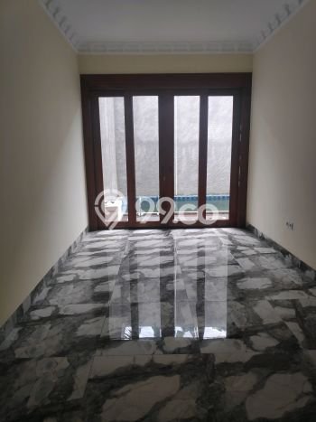 Siap Huni Rumah Mewah 4 Kamar di BSD Dekat ke Mana Pun Siap Huni Rumah Mewah 4 Kamar di BSD Dekat ke Mana Pun
