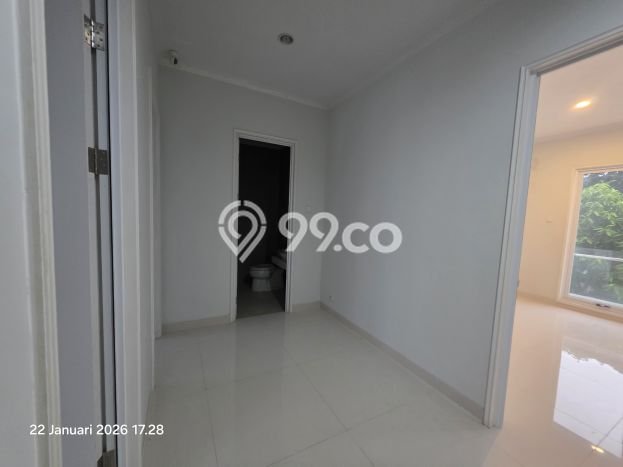 Disewakan! Rumah 4 Kamar Tidur &
3 Kamar Mandi di Gading Serpong, Tangerang Disewakan! Rumah 4 Kamar Tidur &
3 Kamar Mandi di Gading Serpong, Tangerang