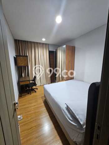 Rumah Mewah LB 300m2 Siap Pakai Desain Elegan di BSD Green Wich, Tangerang Rumah Mewah LB 300m2 Siap Pakai Desain Elegan di BSD Green Wich, Tangerang
