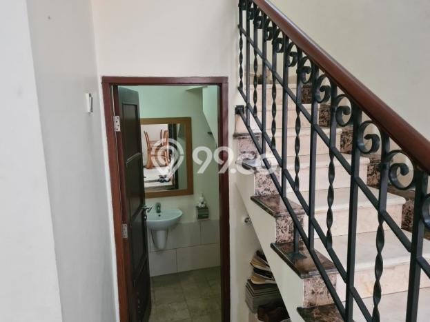 Dijual Rumah Luas Megah Dengan View Eksklusif di Pejaten, Jakarta Selatan Dijual Rumah Luas Megah Dengan View Eksklusif di Pejaten, Jakarta Selatan