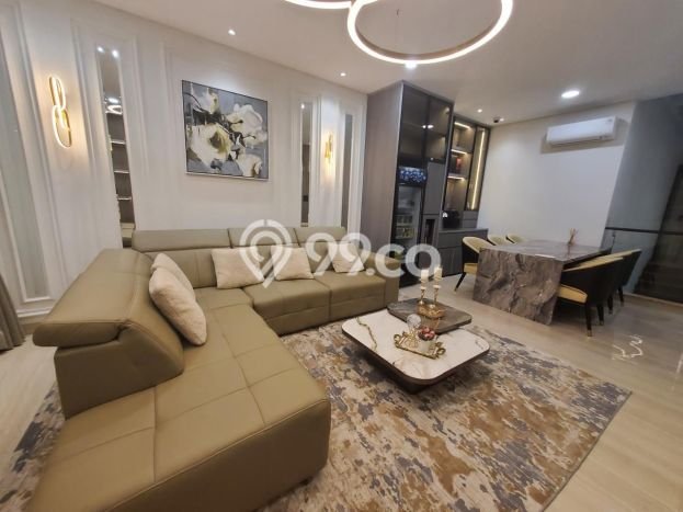 Rumah Luxury Modern Tanpa Renovasi di Cibubur Bekasi Rumah Luxury Modern Tanpa Renovasi di Cibubur Bekasi