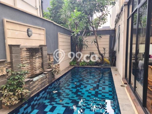 Dijual Rumah Luas Megah Dengan View Eksklusif di Pejaten, Jakarta Selatan Dijual Rumah Luas Megah Dengan View Eksklusif di Pejaten, Jakarta Selatan