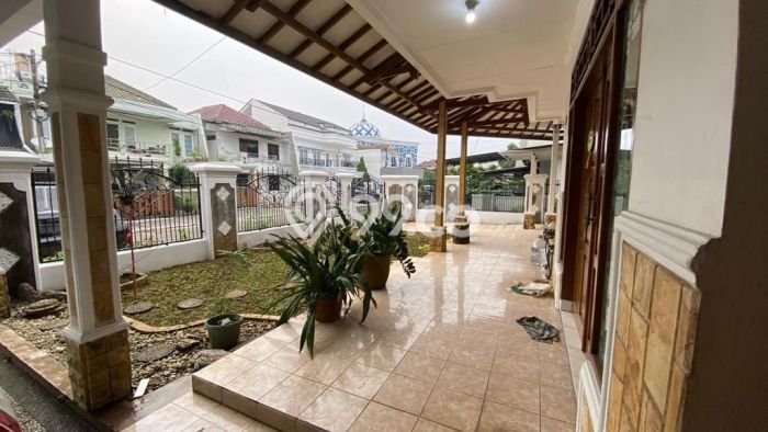 Siap Huni Rumah Mewah 5 Kamar di Bogor Barat Dekat ke Mana Pun Siap Huni Rumah Mewah 5 Kamar di Bogor Barat Dekat ke Mana Pun