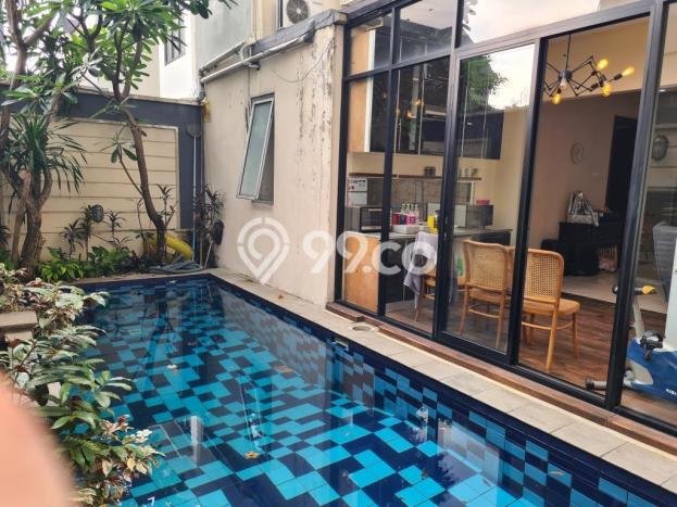 Dijual Rumah Luas Megah Dengan View Eksklusif di Pejaten, Jakarta Selatan Dijual Rumah Luas Megah Dengan View Eksklusif di Pejaten, Jakarta Selatan