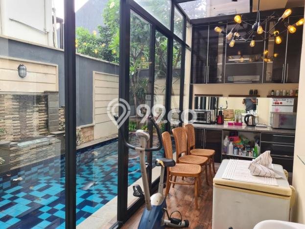 Dijual Rumah Luas Megah Dengan View Eksklusif di Pejaten, Jakarta Selatan Dijual Rumah Luas Megah Dengan View Eksklusif di Pejaten, Jakarta Selatan
