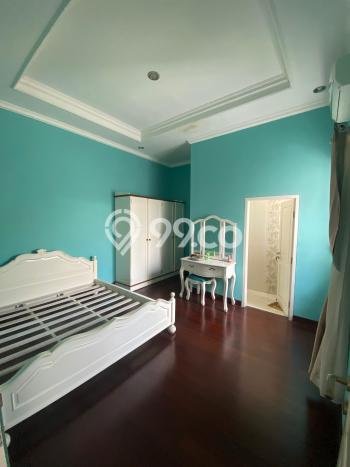 Rumah Mewah LB 250m2 Siap Huni Desain Elegan di Pejaten, Jakarta Selatan Rumah Mewah LB 250m2 Siap Huni Desain Elegan di Pejaten, Jakarta Selatan