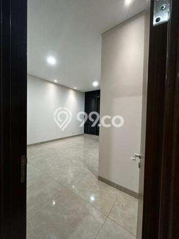 For Sale! Luxury House LT 240m2 Desain Elegan di Kota Wisata For Sale! Luxury House LT 240m2 Desain Elegan di Kota Wisata