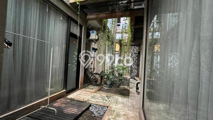 Dijual Rumah Kost di Cibubur, Bekasi, 12 KT, 13 KM, Bangunan 250m2 Dijual Rumah Kost di Cibubur, Bekasi, 12 KT, 13 KM, Bangunan 250m2