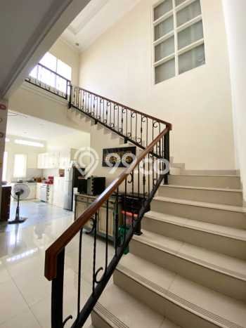 Rumah Mewah LB 250m2 Siap Huni Desain Elegan di Pejaten, Jakarta Selatan Rumah Mewah LB 250m2 Siap Huni Desain Elegan di Pejaten, Jakarta Selatan