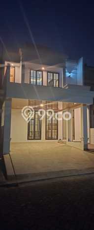 Jual Rumah Luas Megah Dengan View Eksklusif di Raffles Hills, Jakarta Timur Jual Rumah Luas Megah Dengan View Eksklusif di Raffles Hills, Jakarta Timur
