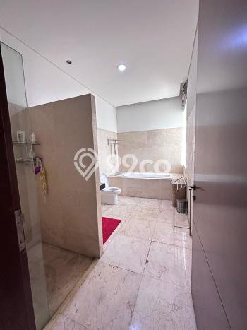 Dijual Rumah Luas Elegan Dengan View Eksklusif di Kemang, Jakarta Selatan Dijual Rumah Luas Elegan Dengan View Eksklusif di Kemang, Jakarta Selatan