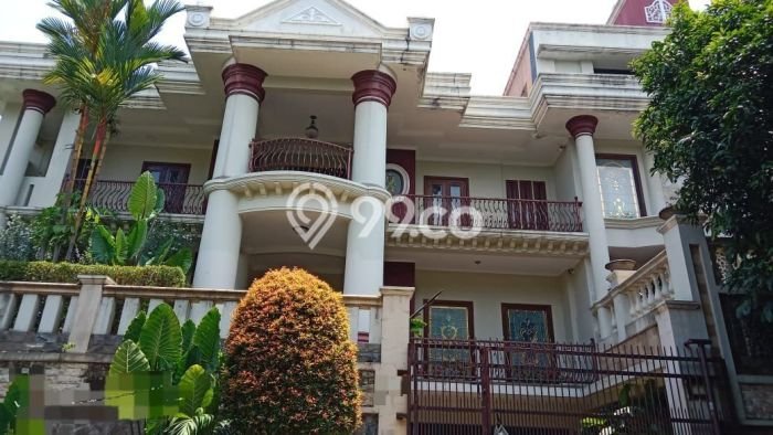 For Sale! Premium House LT 924m2 Desain Elegan di Cibubur For Sale! Premium House LT 924m2 Desain Elegan di Cibubur