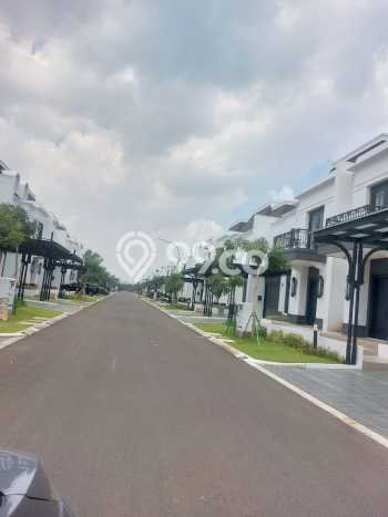 Jarang Ada! Rumah Sewa 4 Kamar Bagus Siap Huni Summarecon Crown Gading Jarang Ada! Rumah Sewa 4 Kamar Bagus Siap Huni Summarecon Crown Gading