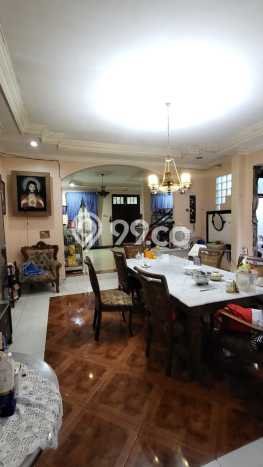 Rumah Mewah LB 500m2 Siap Pakai Desain Elegan di Pondok Gede, Bekasi Rumah Mewah LB 500m2 Siap Pakai Desain Elegan di Pondok Gede, Bekasi