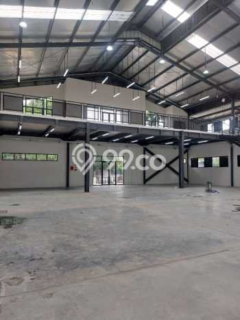 SEWA TERBAIK! Gudang di Pulo Gadung, Luas 2500m2m², Area Ramai, Ready Untuk Digunakan SEWA TERBAIK! Gudang di Pulo Gadung, Luas 2500m2m², Area Ramai, Ready Untuk Digunakan
