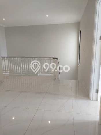 HARGA TERBAIK! Rumah area Summarecon Crown Gading, 3 KM, Lingkungan Asri, LT 135m2m² Bangunan 135m2m² HARGA TERBAIK! Rumah area Summarecon Crown Gading, 3 KM, Lingkungan Asri, LT 135m2m² Bangunan 135m2m²