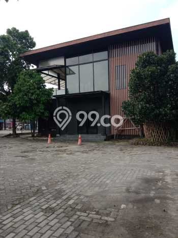 Ruko Disewa di Bekasi dengan LB 250m2 Area Komersial Ramai Ruko Disewa di Bekasi dengan LB 250m2 Area Komersial Ramai