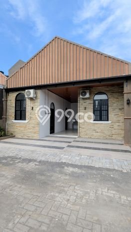 Rumah Kost untuk Dijual di Tembalang dengan 12 KT, 12 KM, Luas 144m2 Rumah Kost untuk Dijual di Tembalang dengan 12 KT, 12 KM, Luas 144m2