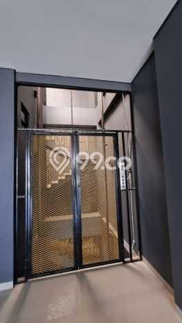 Ruko For Rent Kawasan Holis Cigondewah, Luas 300m2m², Lokasi Bisnis, Akses Utama Ruko For Rent Kawasan Holis Cigondewah, Luas 300m2m², Lokasi Bisnis, Akses Utama