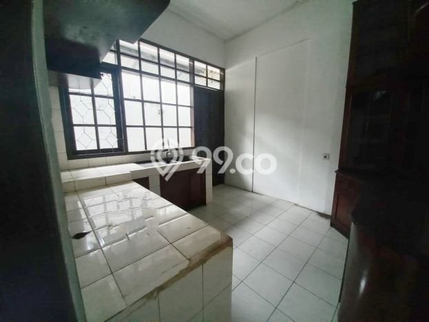 Rumah Kontrakan Bandung LT 215m2 LB 260m2 Area Cikutra Rumah Kontrakan Bandung LT 215m2 LB 260m2 Area Cikutra