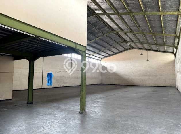FOR RENT! Gudang di Batujajar Cocok untuk Bisnis 470m2 FOR RENT! Gudang di Batujajar Cocok untuk Bisnis 470m2