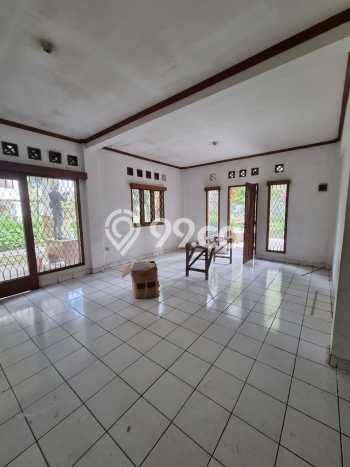 Disewakan Rumah Murah di Geger Kalong Bandung dengan 6 KT Disewakan Rumah Murah di Geger Kalong Bandung dengan 6 KT