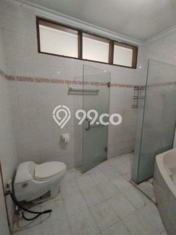 Disewakan Rumah Murah di Hegarmanah Bandung dengan 3 Kamar Tidur Disewakan Rumah Murah di Hegarmanah Bandung dengan 3 Kamar Tidur