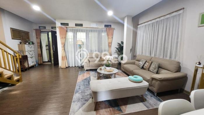 LOKASI STRATEGIS! Vila Kawasan , Luas 184m2m², Dekat pusat umum LOKASI STRATEGIS! Vila Kawasan , Luas 184m2m², Dekat pusat umum