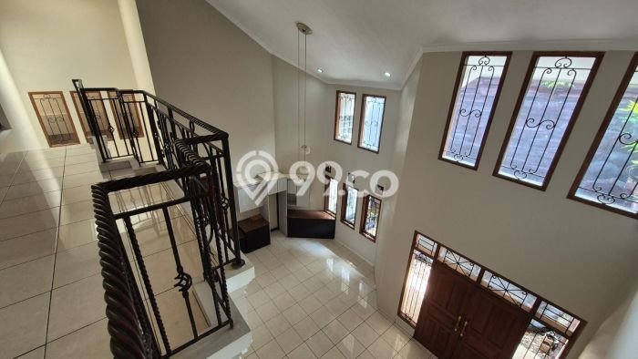 PRIME PROPERTY! Rumah di Mekar Wangi, 3 KM, Area Premium, Luas 223m² LB 250m² PRIME PROPERTY! Rumah di Mekar Wangi, 3 KM, Area Premium, Luas 223m² LB 250m²