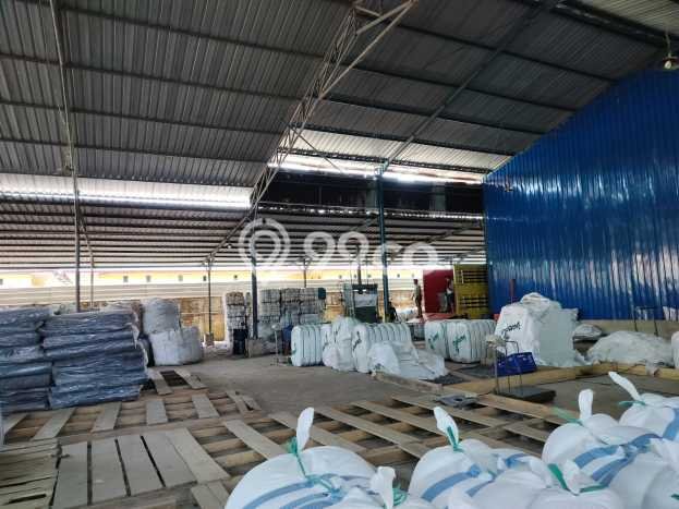 Dijual! Gudang di Kema Raya Kendari LT 2000m2 / LB 1417m2 Kawasan Strategis Dijual! Gudang di Kema Raya Kendari LT 2000m2 / LB 1417m2 Kawasan Strategis