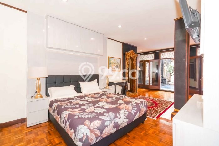 Rumah Mewah Siap Huni LT 1025m2 di Jagakarsa, Jakarta Selatan Rumah Mewah Siap Huni LT 1025m2 di Jagakarsa, Jakarta Selatan