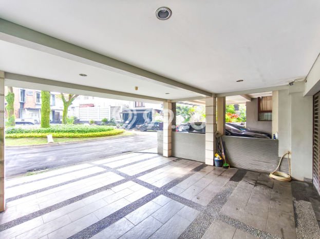 For Sale! Premium House LT 538m2 Desain Elegan di Bintaro For Sale! Premium House LT 538m2 Desain Elegan di Bintaro