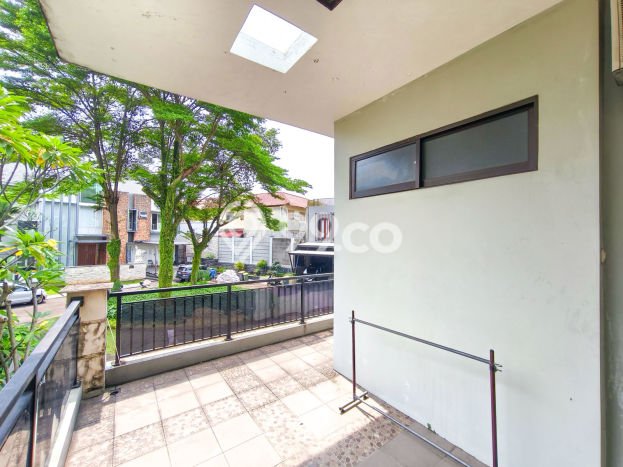 For Sale! Premium House LT 538m2 Desain Elegan di Bintaro For Sale! Premium House LT 538m2 Desain Elegan di Bintaro