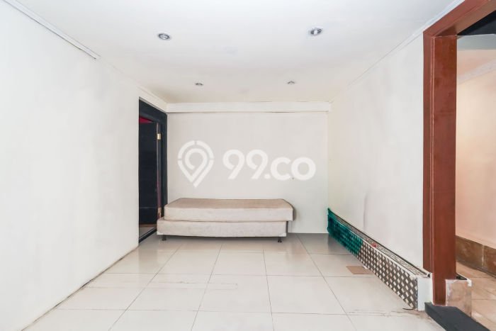 Rumah Mewah Siap Huni LT 1025m2 di Jagakarsa, Jakarta Selatan Rumah Mewah Siap Huni LT 1025m2 di Jagakarsa, Jakarta Selatan