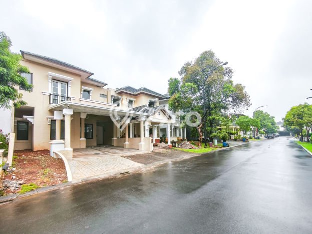 Dijual Hunian Rumah Nyaman 4 Kamar di Cibubur, Jakarta Timur Dijual Hunian Rumah Nyaman 4 Kamar di Cibubur, Jakarta Timur