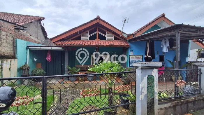Hunian Cantik Modern Lb 150m2 di Cibinong, Bogor Hunian Cantik Modern Lb 150m2 di Cibinong, Bogor