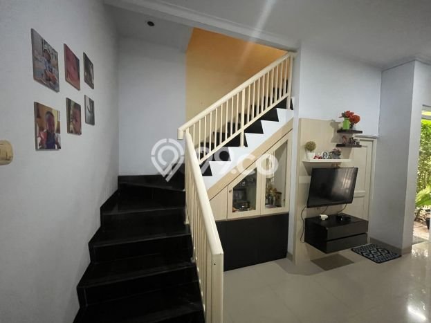 For Sale Rumah 3 Kamar Lokasi Ideal Bagus dan Strategis di Pondokmelati For Sale Rumah 3 Kamar Lokasi Ideal Bagus dan Strategis di Pondokmelati