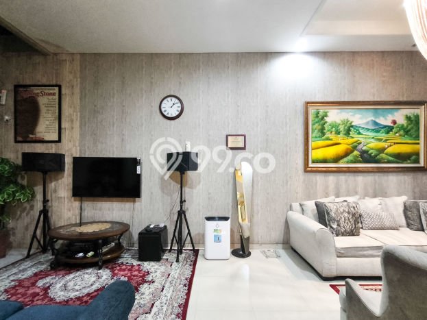 Rumah Luxury Modern Tanpa Renovasi di Pondok Gede Bekasi Rumah Luxury Modern Tanpa Renovasi di Pondok Gede Bekasi