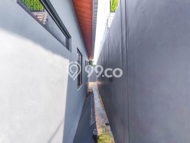 Rumah Eksklusif Siap Huni LT 189m2 di Pasar Minggu, Jakarta Selatan Rumah Eksklusif Siap Huni LT 189m2 di Pasar Minggu, Jakarta Selatan