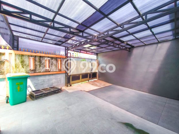 Rumah Eksklusif Siap Huni LT 189m2 di Pasar Minggu, Jakarta Selatan Rumah Eksklusif Siap Huni LT 189m2 di Pasar Minggu, Jakarta Selatan