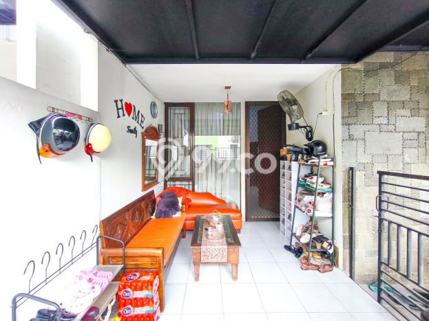 Hunian Nyaman Asri 3 KT Siap Huni di Bintaro Tangerang Selatan Hunian Nyaman Asri 3 KT Siap Huni di Bintaro Tangerang Selatan