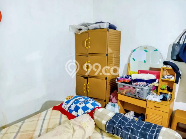 Jual Rumah Strategis Bagus Punya 2 KT di Sawangan Depok SHM Jual Rumah Strategis Bagus Punya 2 KT di Sawangan Depok SHM