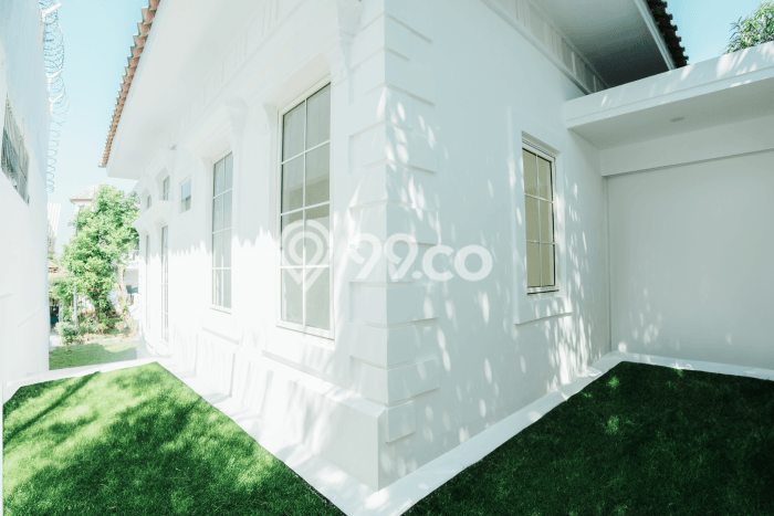 DIJUAL CEPAT! Rumah Modern di Sentul City, Bogor, LT 216m² LB 150m² Bisa Nego! DIJUAL CEPAT! Rumah Modern di Sentul City, Bogor, LT 216m² LB 150m² Bisa Nego!