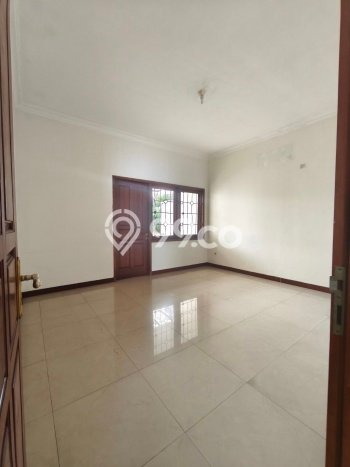 For Sale! Premium House LT 600m2 Desain Modern di Pejaten For Sale! Premium House LT 600m2 Desain Modern di Pejaten
